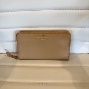 EUC Kate Spade Lacey Zip Around Wallet